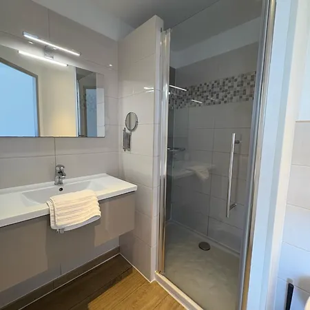 Sable Et Soleil - Port Et