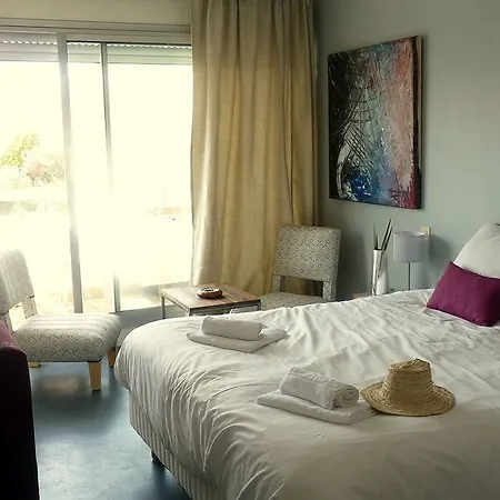 Sable Et Soleil - Port Et Hotel Fréjus