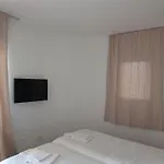 Sable Et Soleil - Port, Plage&jacuzzi Privé Fréjus