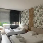 Sable Et Soleil - Port, Plage&jacuzzi Privé 3* Fréjus