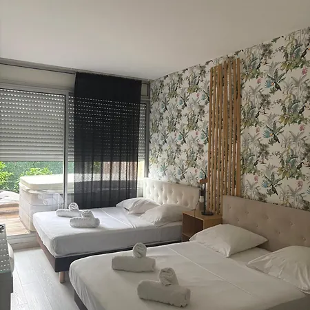 Sable Et Soleil - Port, & Jacuzzi Prive 3* Fréjus