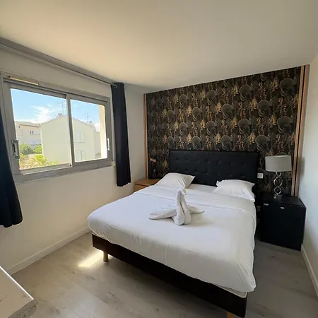 Hotel Sable Et Soleil - Port, Et Jacuzzi Prive 3*