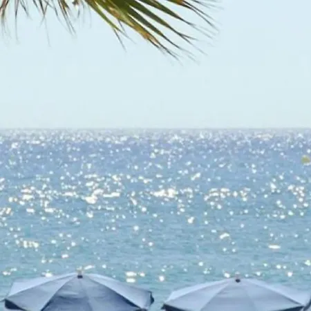 Sable Et Soleil - Port, & Jacuzzi Prive 3* Fréjus