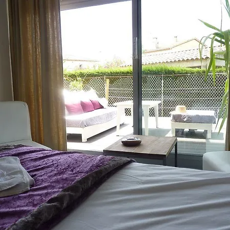 Sable Et Soleil - Port Et Hotel Fréjus