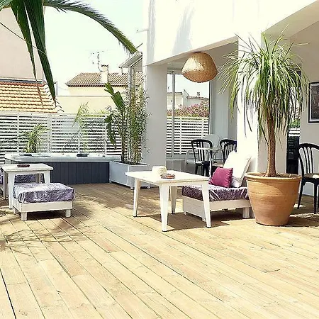 Hotel Sable Et Soleil - Port, Et Jacuzzi Prive Frejus