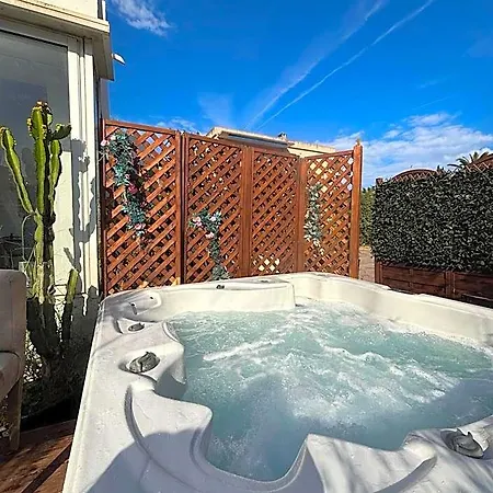 Sable Et Soleil - Port, & Jacuzzi Prive Fréjus