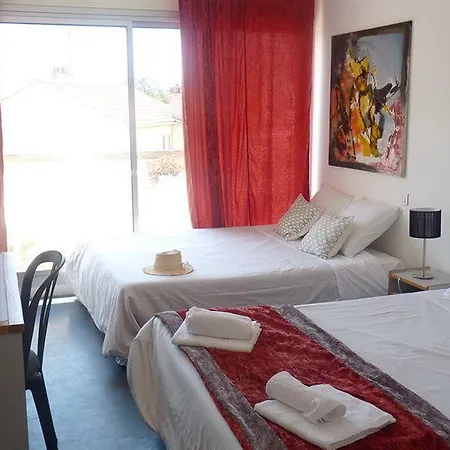 Hotel Sable Et Soleil - Port Et Fréjus