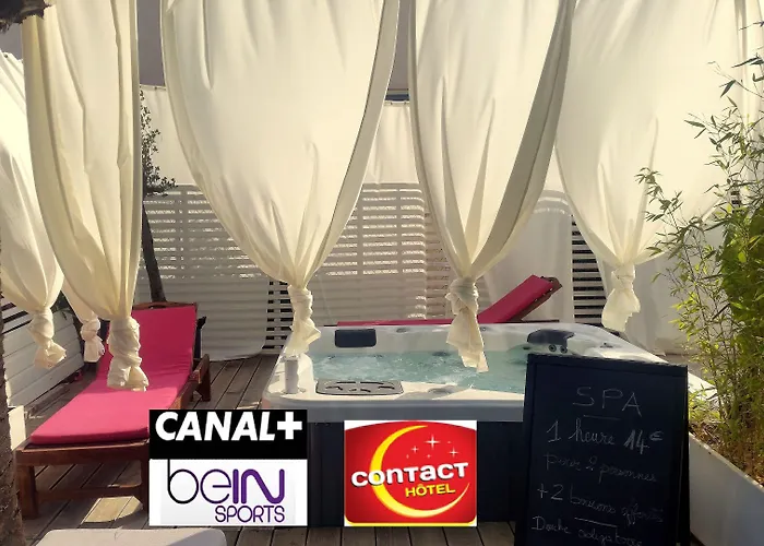 Sable Et Soleil - Port, Plage&jacuzzi Privé 3* Fréjus