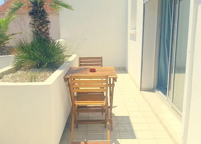 Sable Et Soleil - Port, Plage&jacuzzi Privé Hotel