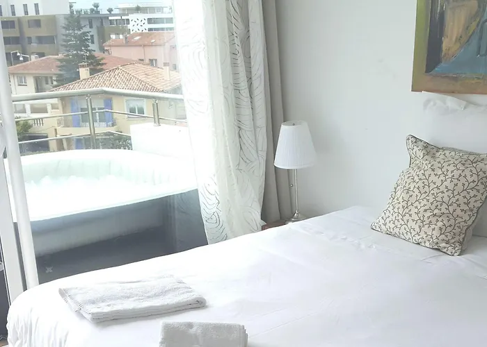 Hotel Sable Et Soleil - Port, Plage&jacuzzi Privé