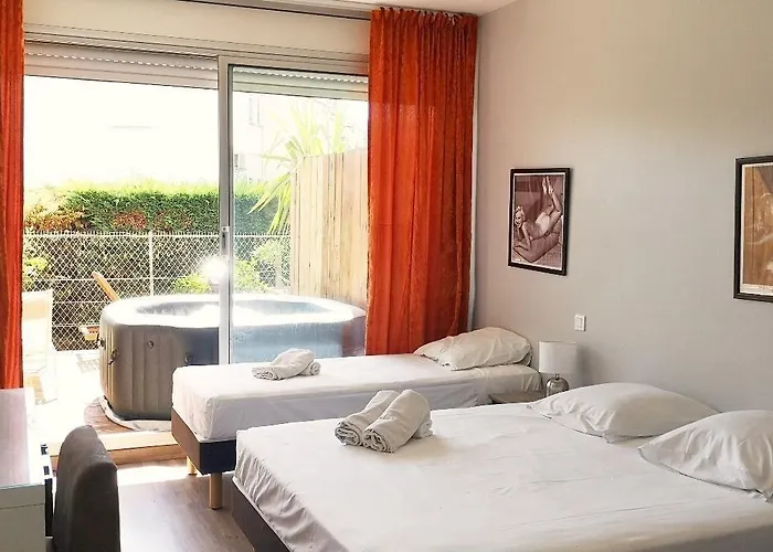 Sable Et Soleil - Port, Plage&jacuzzi Privé Hotel Fréjus